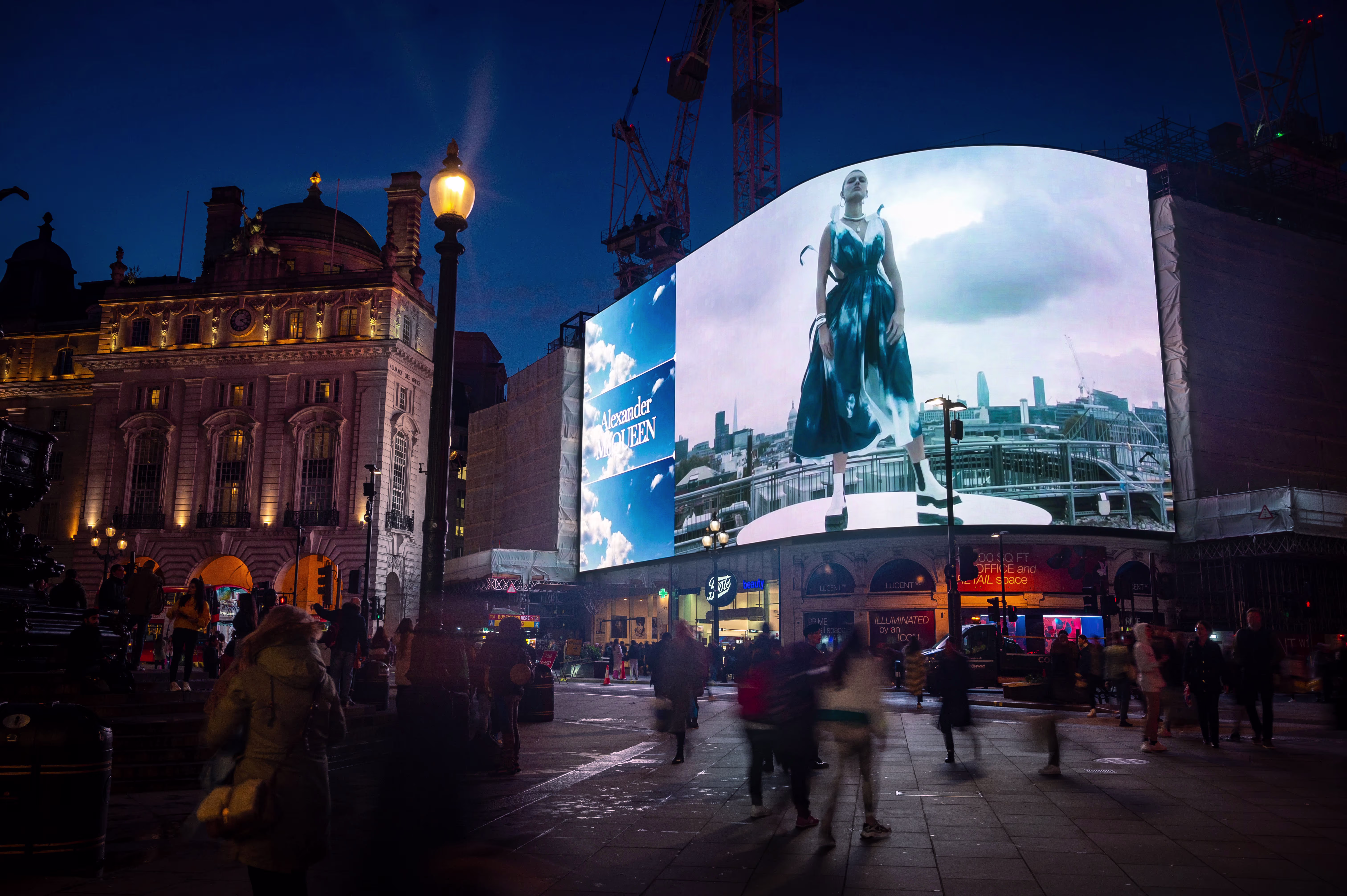DOOH designed by GEGM for Alexander McQueen